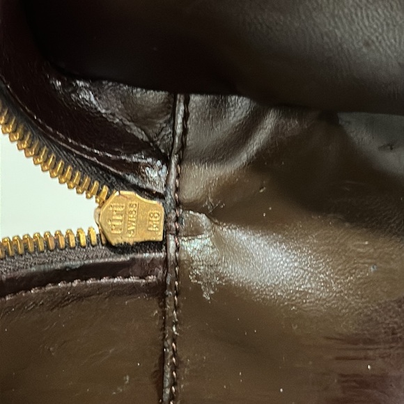 🤎Gucci Patent Leather Vanity Bag 🤎 - Picture 15 of 17